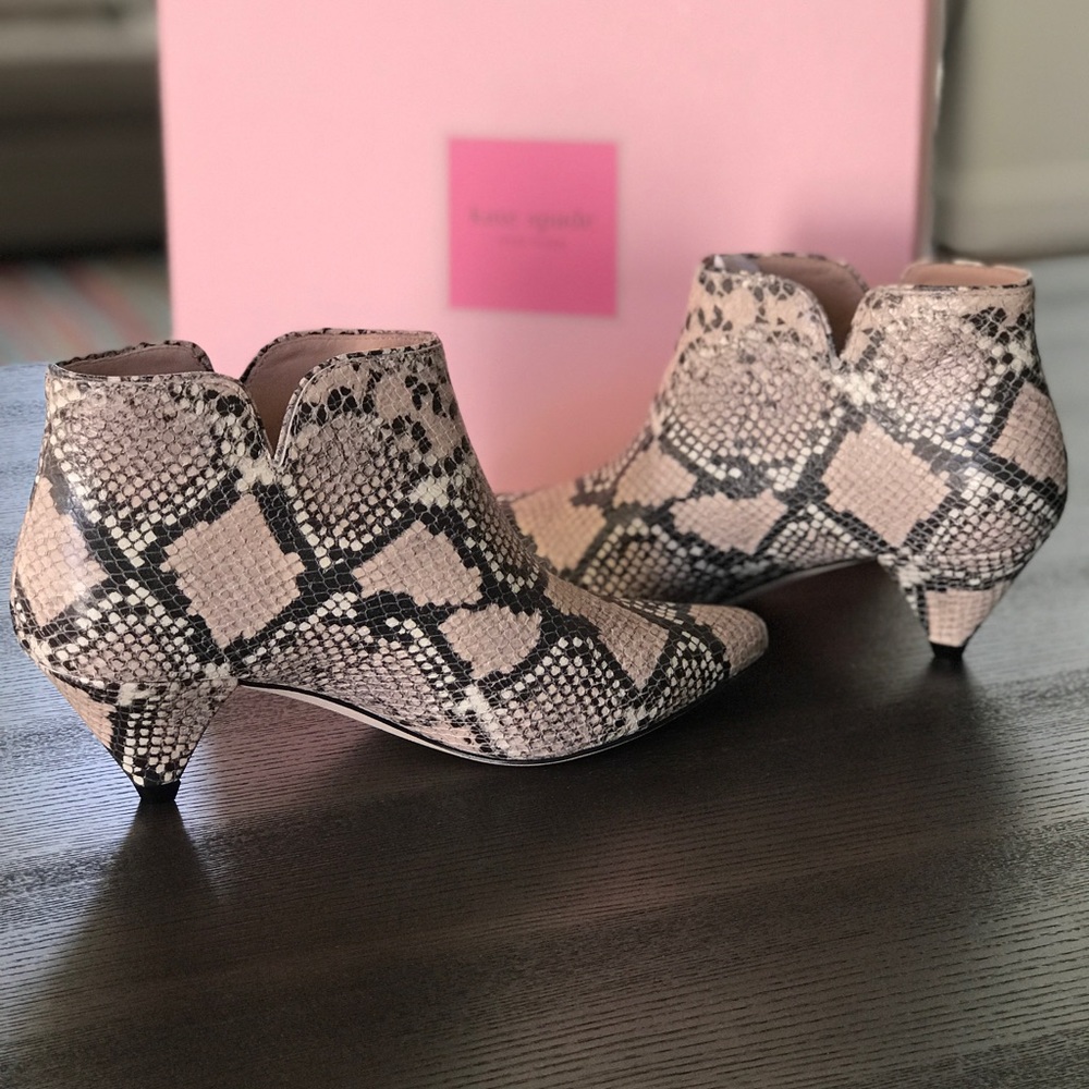 Kate Spade Raelyn (Pale Vellum) Size 6 Booties - Picture 7 of 8